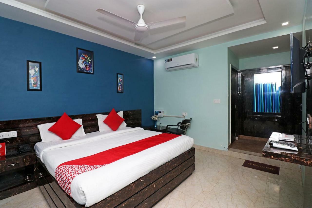 Oyo 26803 Hotel City Inn Faizābād Exterior foto